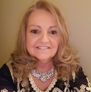 Meet your Posher, Deborah